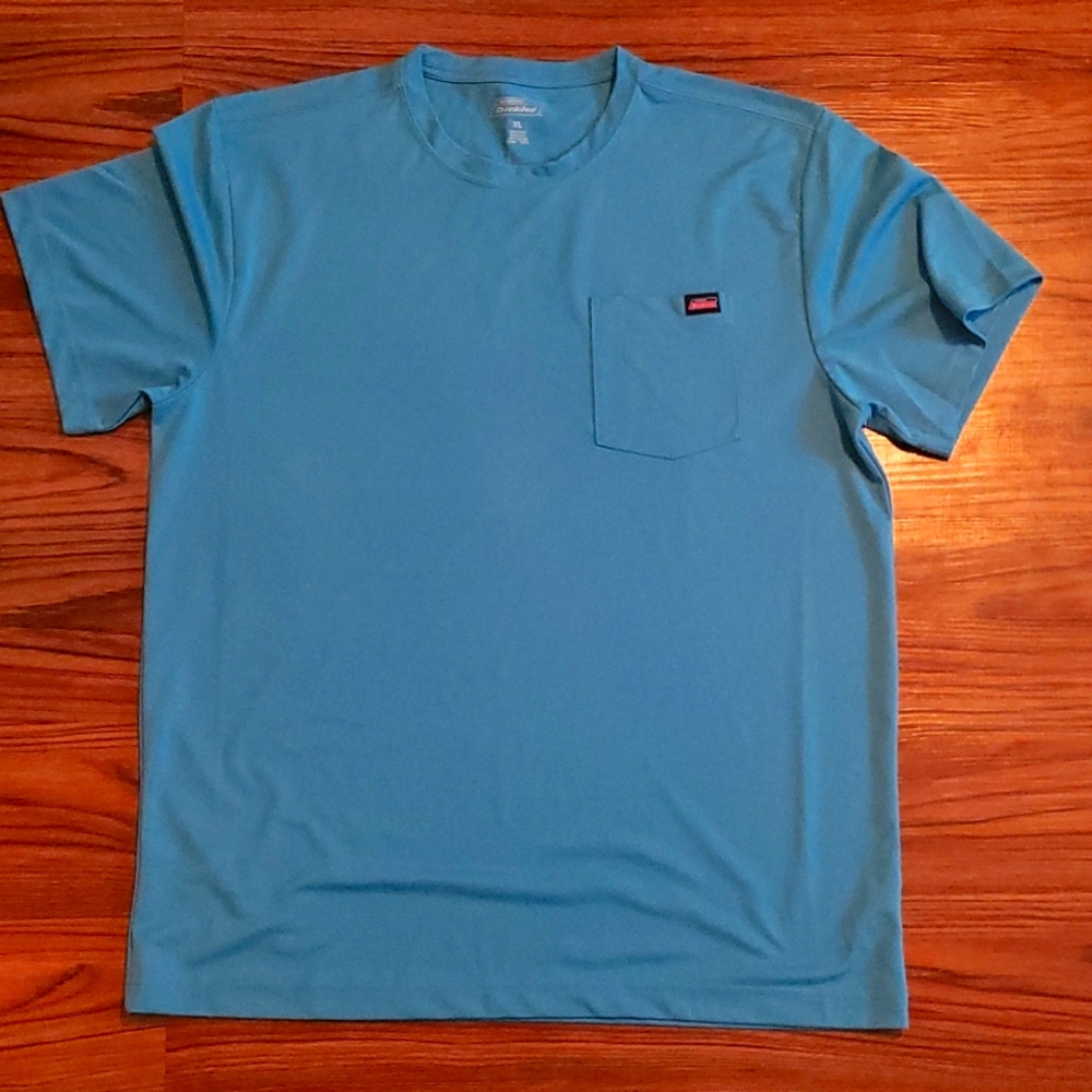 Xl Men's Dickies shirt!